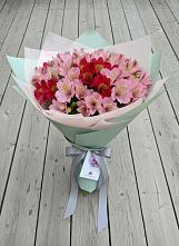 Букет цветов из:  Альстромерии в Нарышкино