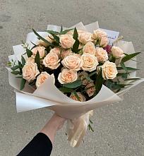 Букет Кремовые розы Латте в Нарышкино