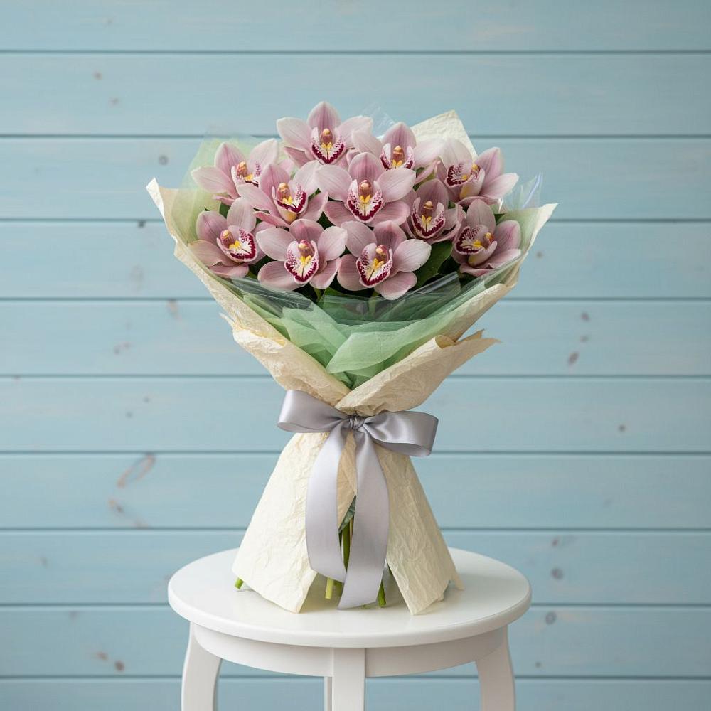 Букет цветов из: Орхидеи и Розы в Нарышкино