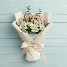 Букет цветов из:  Альстромерии в Нарышкино