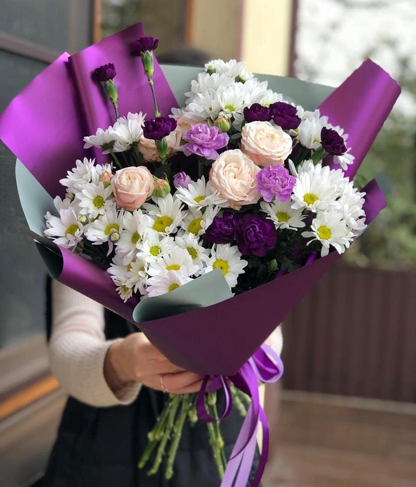 Букет цветов из: Хризантемы, Гвоздики и Розы в Нарышкино