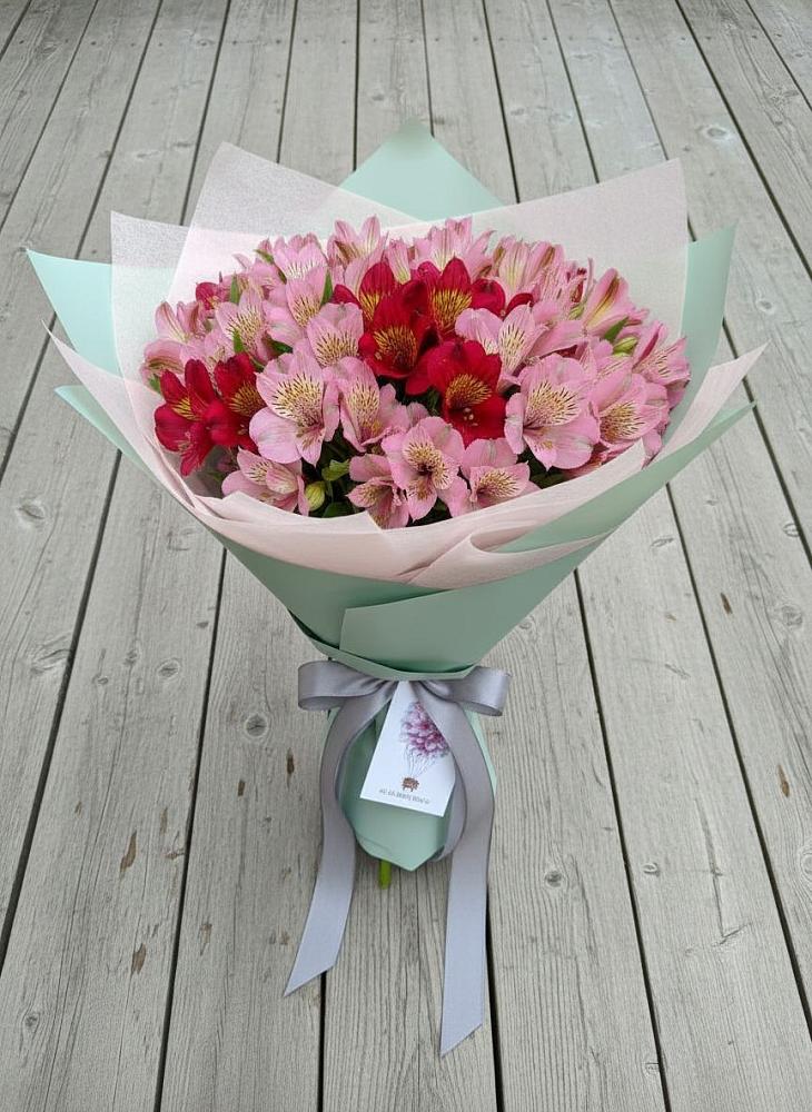 Букет цветов из: Альстромерии в Нарышкино