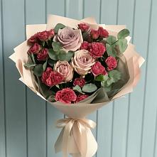 Букет цветов из:  Гвоздики и Розы #REPLACE_PRED# Нарышкино
