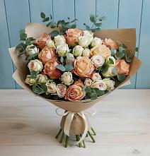 Букет цветов из:  Альстромерии и Розы в Нарышкино